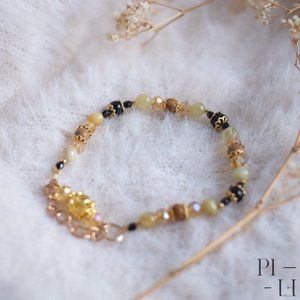 2/50$ bracelet with natural fossil gemstones